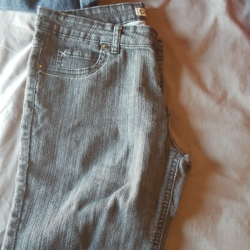 Jeans - Picture 2 of 4